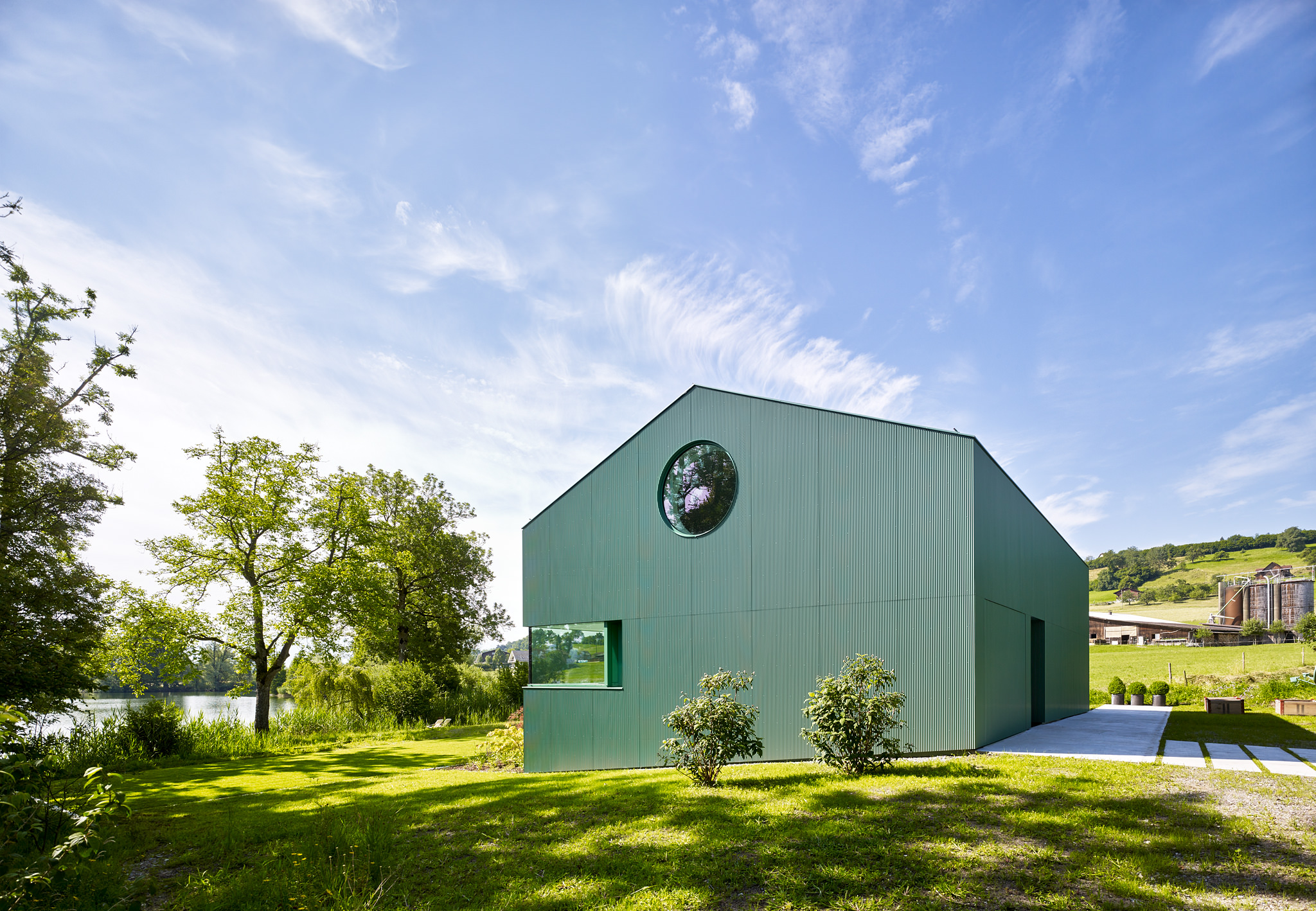 E15543 Alpa 051843p SCREEN